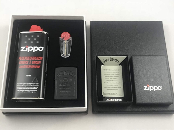 Zippo Jack Daniel's Black in Black Feuerzeug Geschenk Set - 60001369