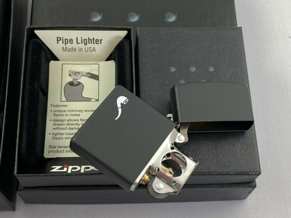 ZIPPO Pfeifen Feuerzeug matt schwarz im Geschenkset - 60001269